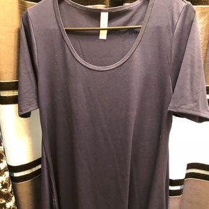EUC LulaRoe Perfect Tee Navy Size Small